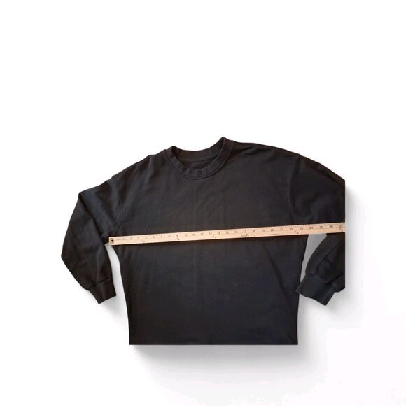 Lululemon Women's  Black Long Sleeve Crewneck Perfectly Oversized Sweater 6? - Picture 5 of 6